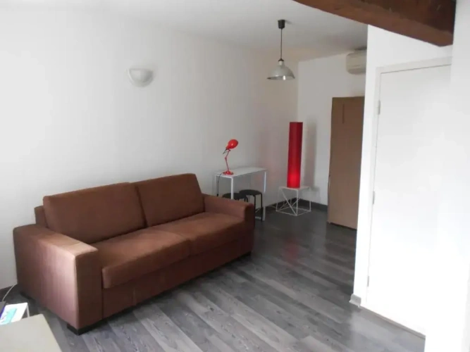 Studio with garden view