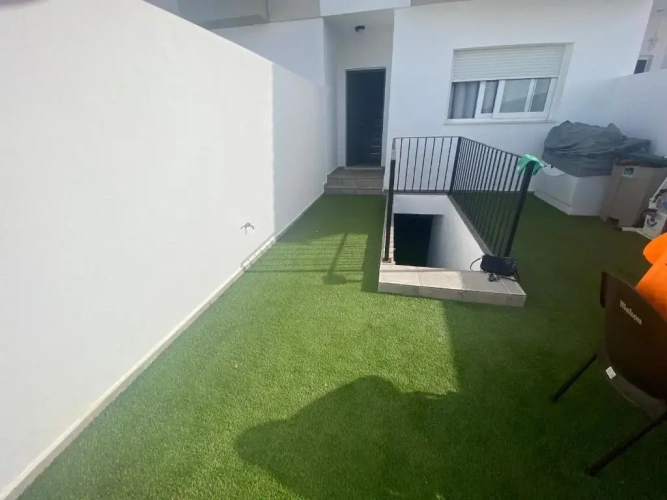 3 Bedrooms Cottage