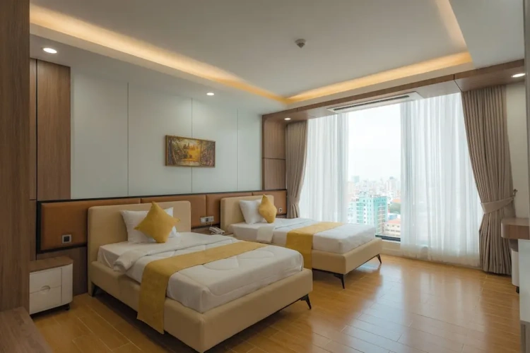 Deluxe Twin room with balcony