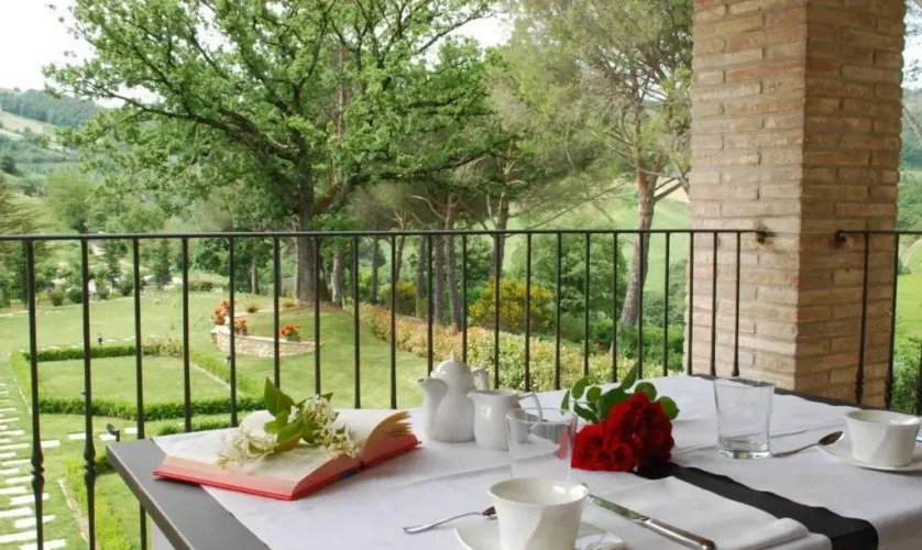 Suite with balcony