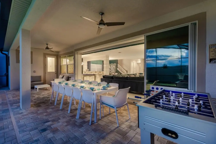 Sr018v: 8 Bed, Pandora, Spongebob, Pool, Shuffle Board