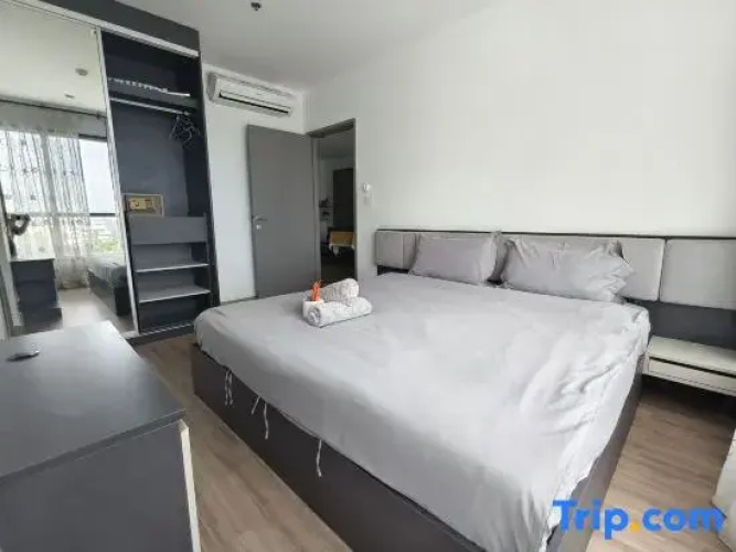 LLX Apartments at the Base Condo