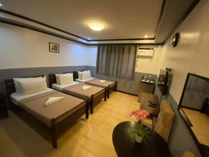 Standard Quadruple room