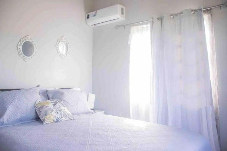 Apt 2 Stylish 2 bed Cosy and Comfortable