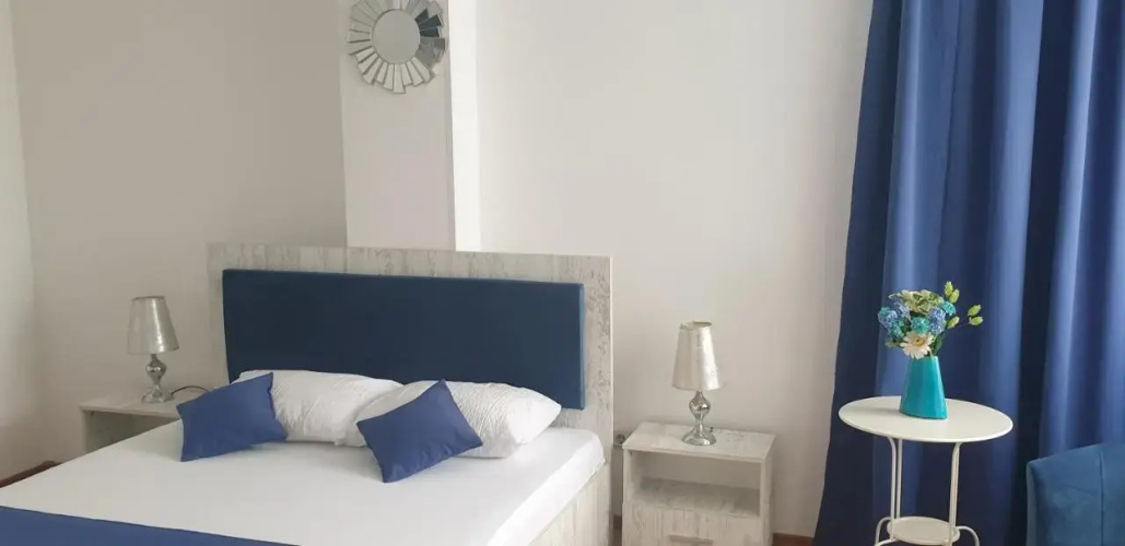Hotel Allegro