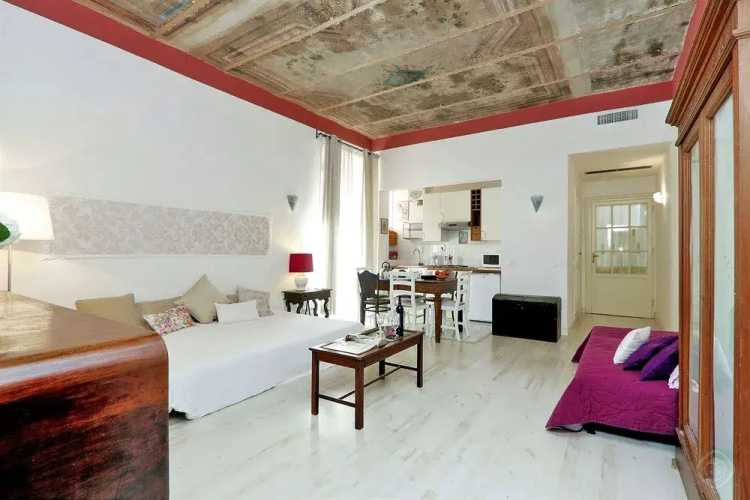 Vaticano apartments-Sistine Chapel area