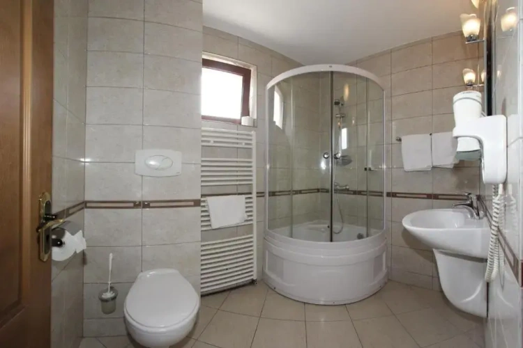Economy Twin room