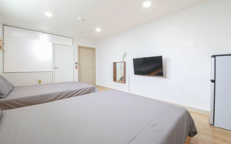 Guest rooms