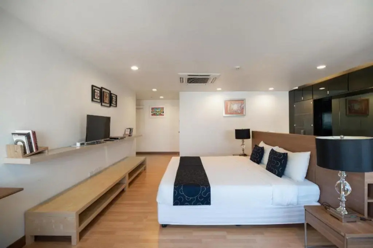Capital O OYO 737 Beyond Suite Rama8