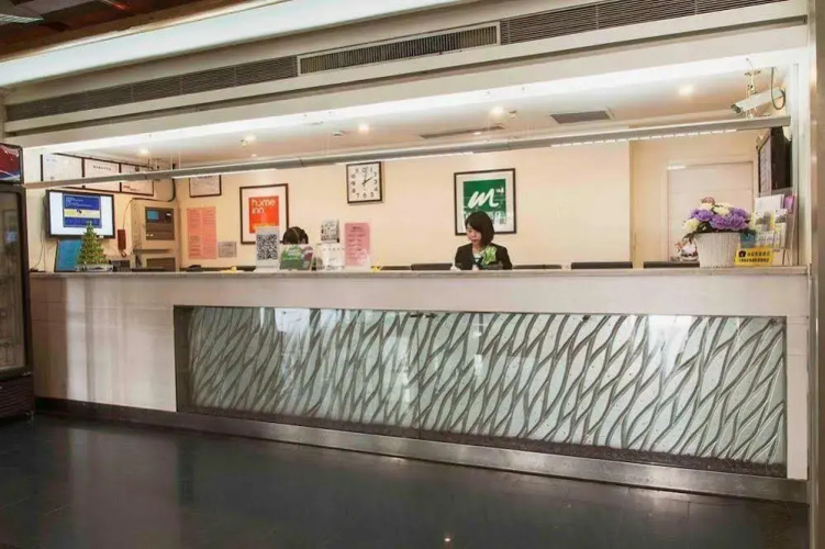 莫泰168(上海虹桥机场国家会展中心店)