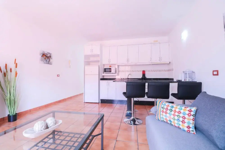 Mogan Apartment Near the Beach