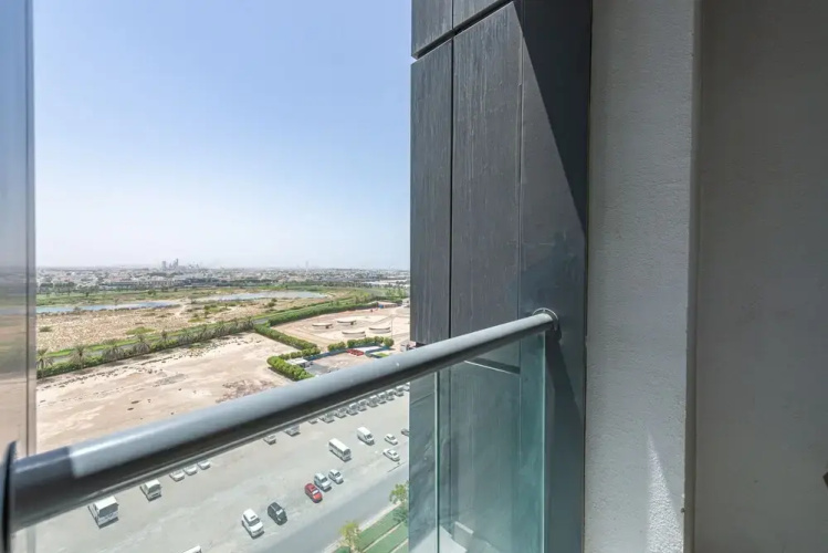 Marco Polo - Elegant Studio with Panoramic City Views