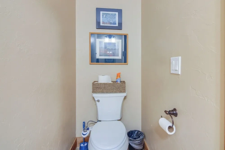 3 Bedrooms Apartment