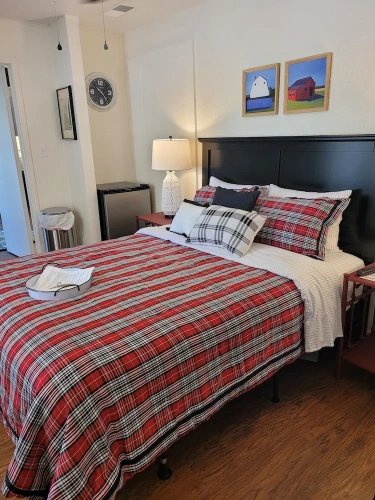 Economy room