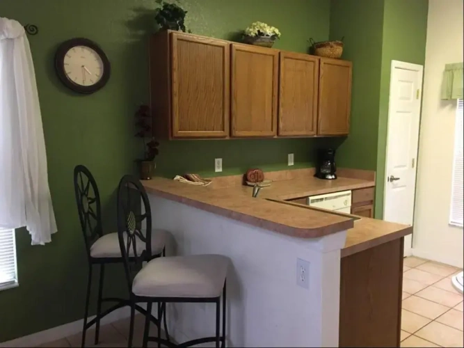 5 Bedrooms Cottage