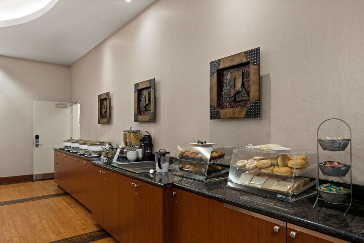 Best Western Plus Orangeville Inn & Suites photo 12