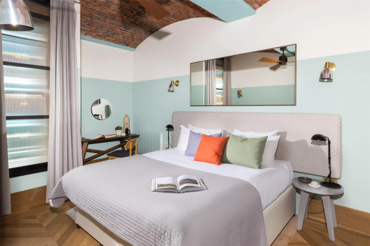 Native Manchester Hotel