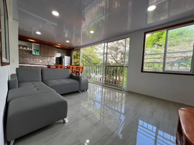 Deluxe Apartment