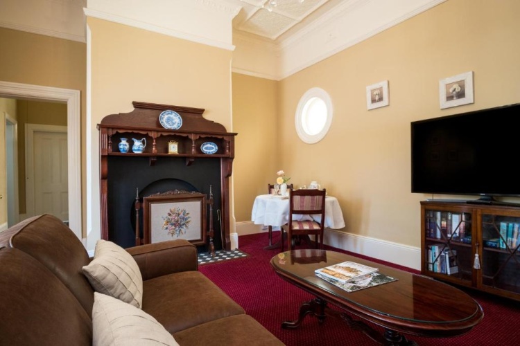 Deluxe Double Suite