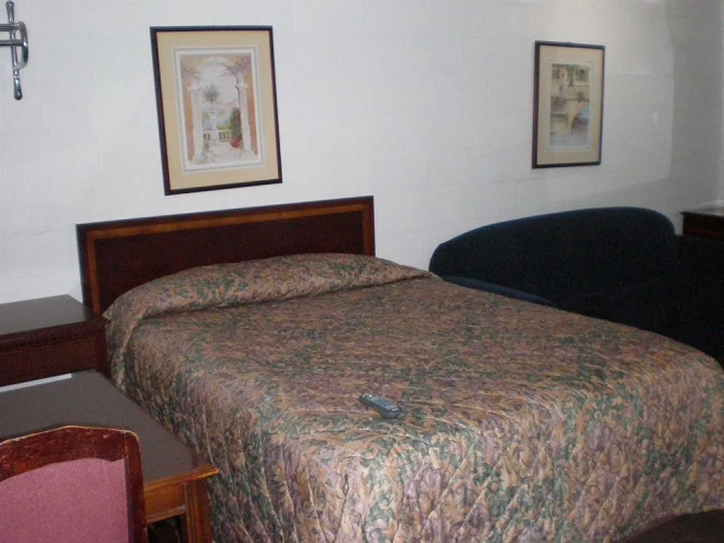 Quail Run Motor Inn