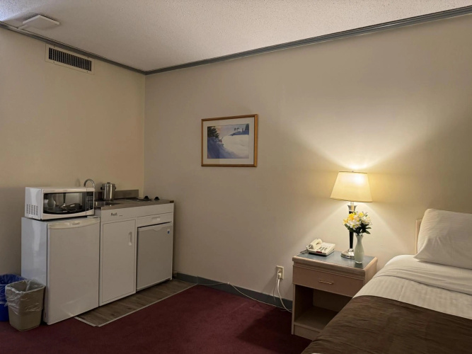Riviera Plaza And Conference Center Vernon British Columbia photo 26