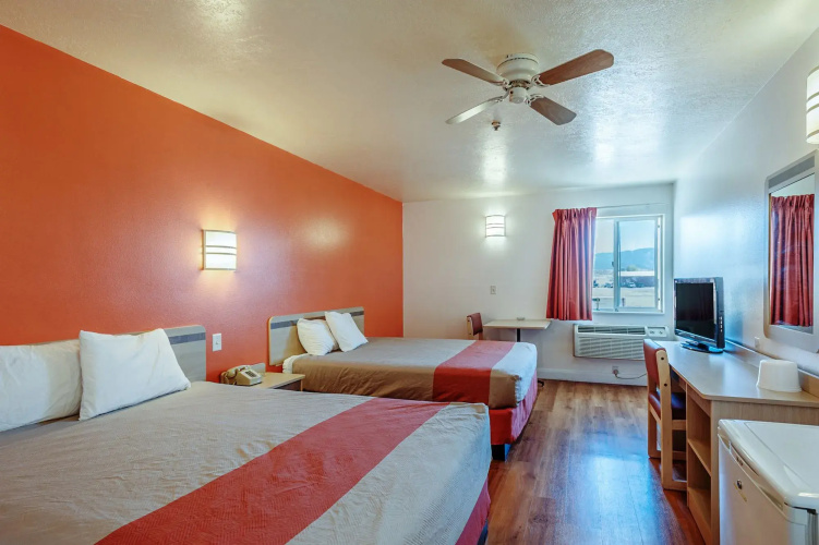 Motel 6 Beaver, UT