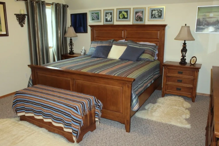 1 Bedroom Comfort Suite with balcony and with land view