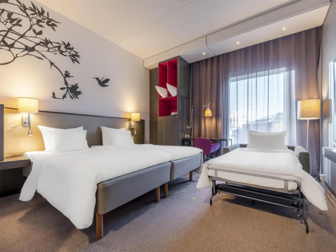 Standard Triple room