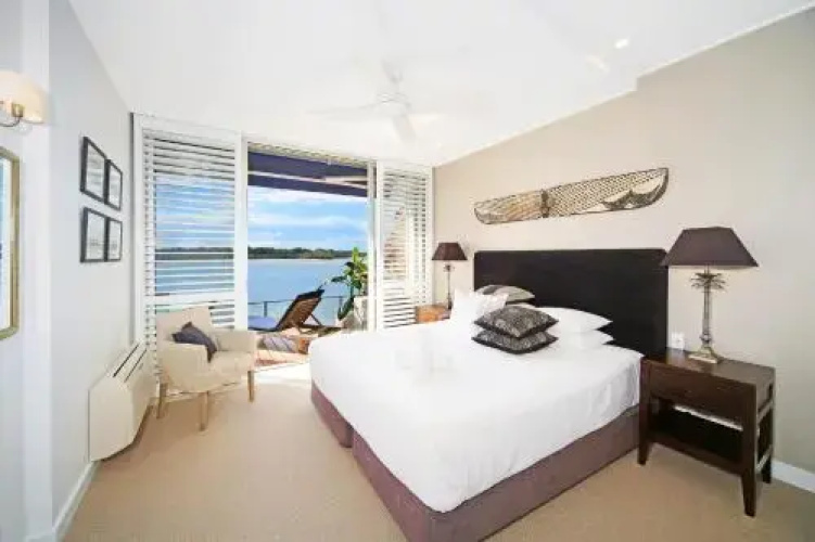 Mariner Point U2