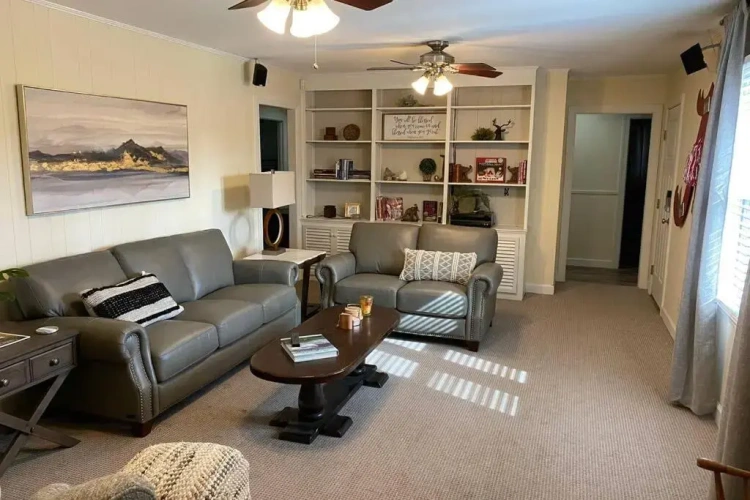 4 Bedrooms Double Cottage