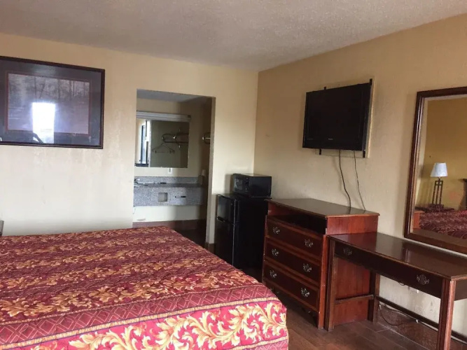 Super 8 Motel Jackson Central