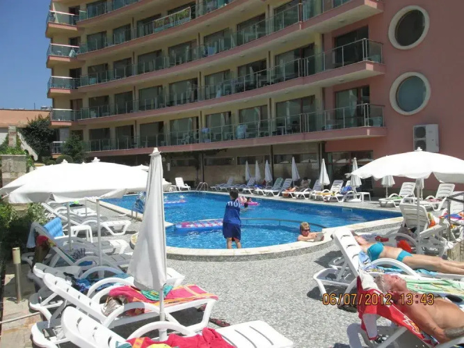 Hotel Sunny Bay