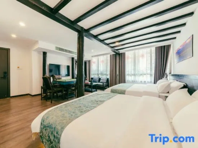 2 Bedrooms Suite