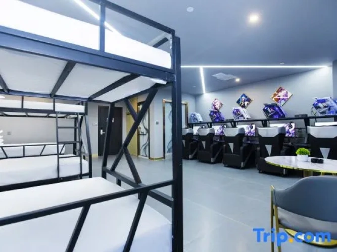 Standard Quintuple room