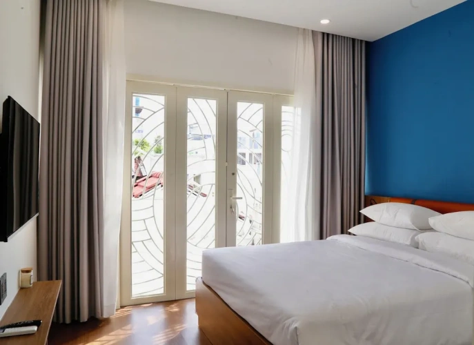 Deluxe Studio with balcony