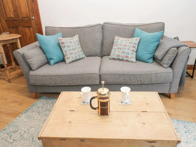 Bumble Cottage