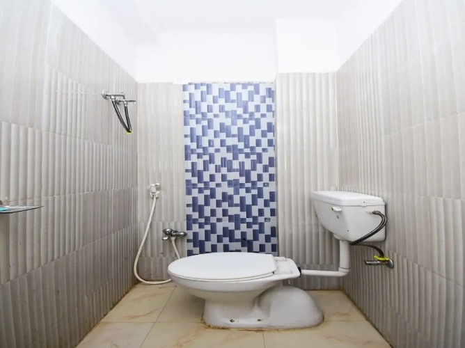 Hotel Amit by OYO Rooms