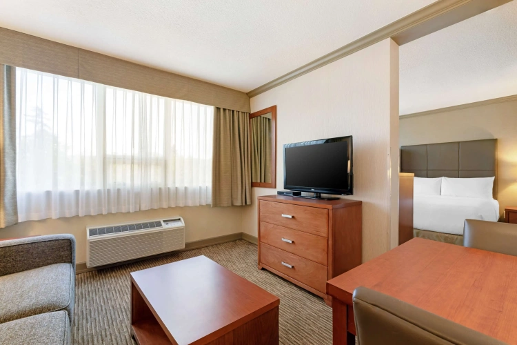 Quadruple Suite