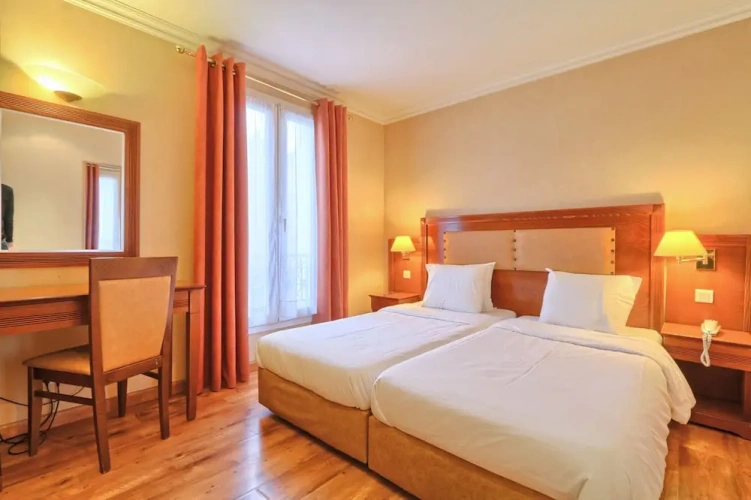 Classic Triple room