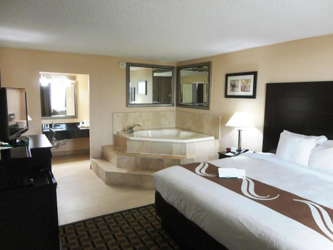Quality Inn Pasadena - Houston East