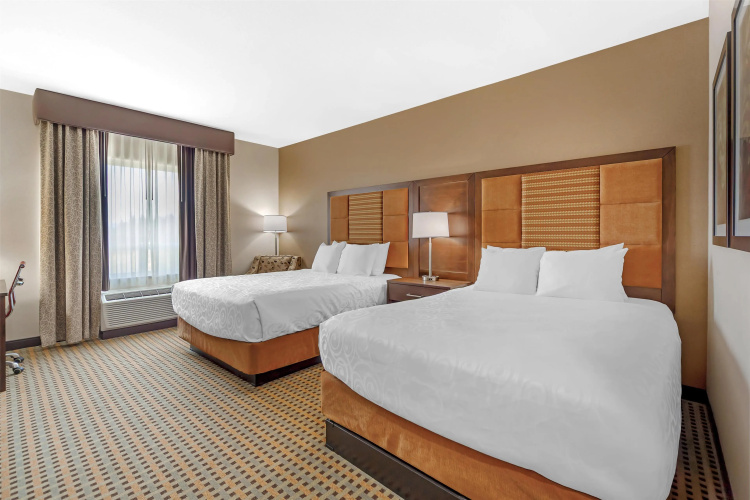 Best Western Plus Hinton Inn & Suites photo 6