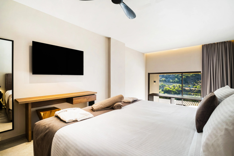 Harmony E Rock Hotel