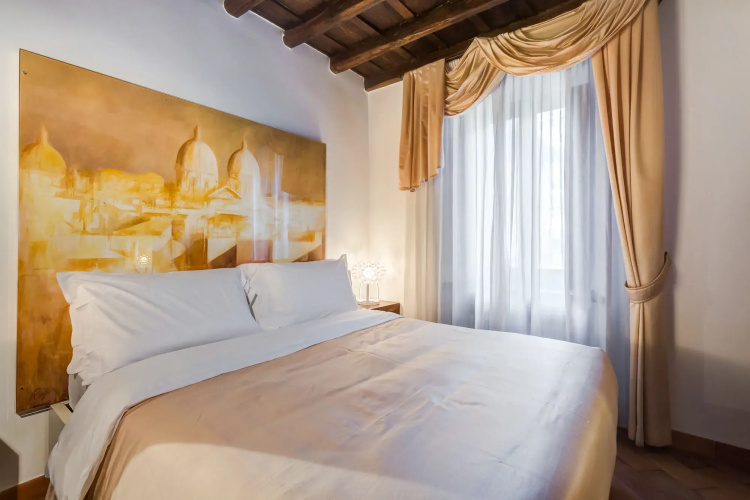 Luxury Navona