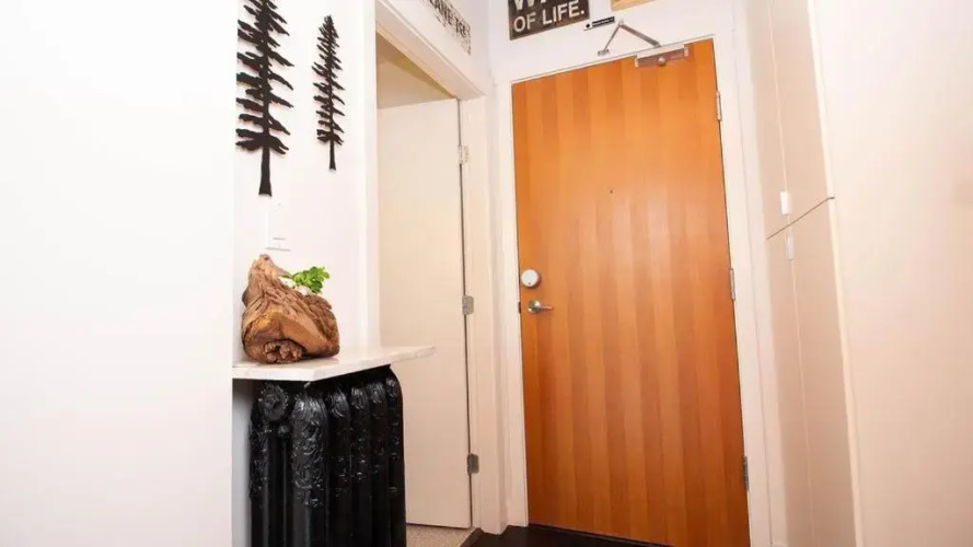 Historic Hudson 2 Bed - 28 Day Min