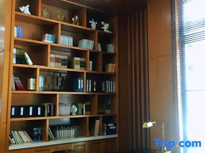 Qianhu Boting Hotel