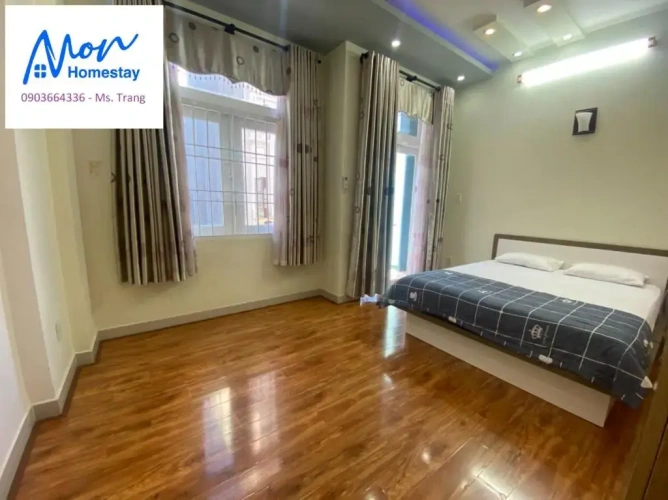 4 Bedrooms Cottage