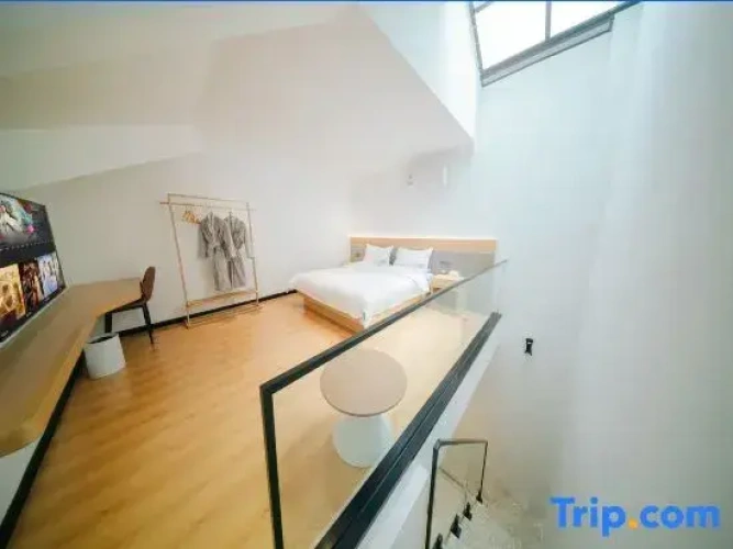 Standard Twin Duplex room