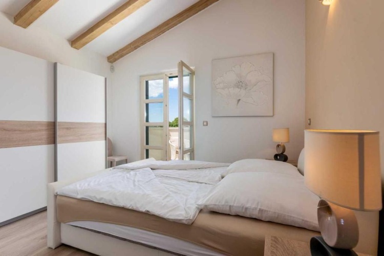 3 Bedrooms Villa