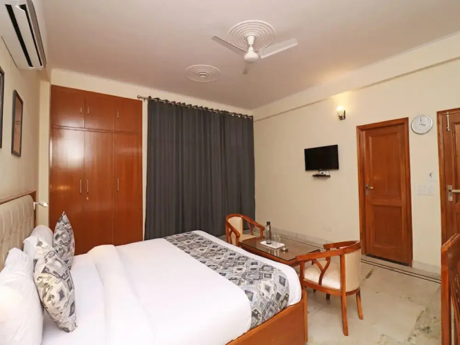 Capital O 15124 Noida Stay