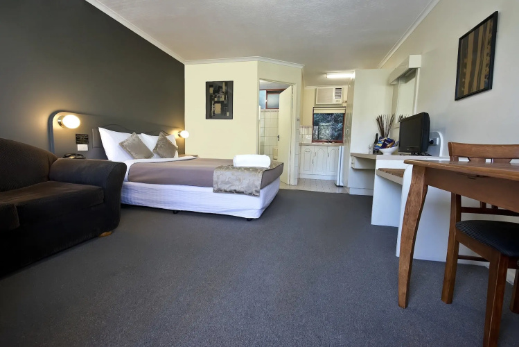 Lorne Hotel